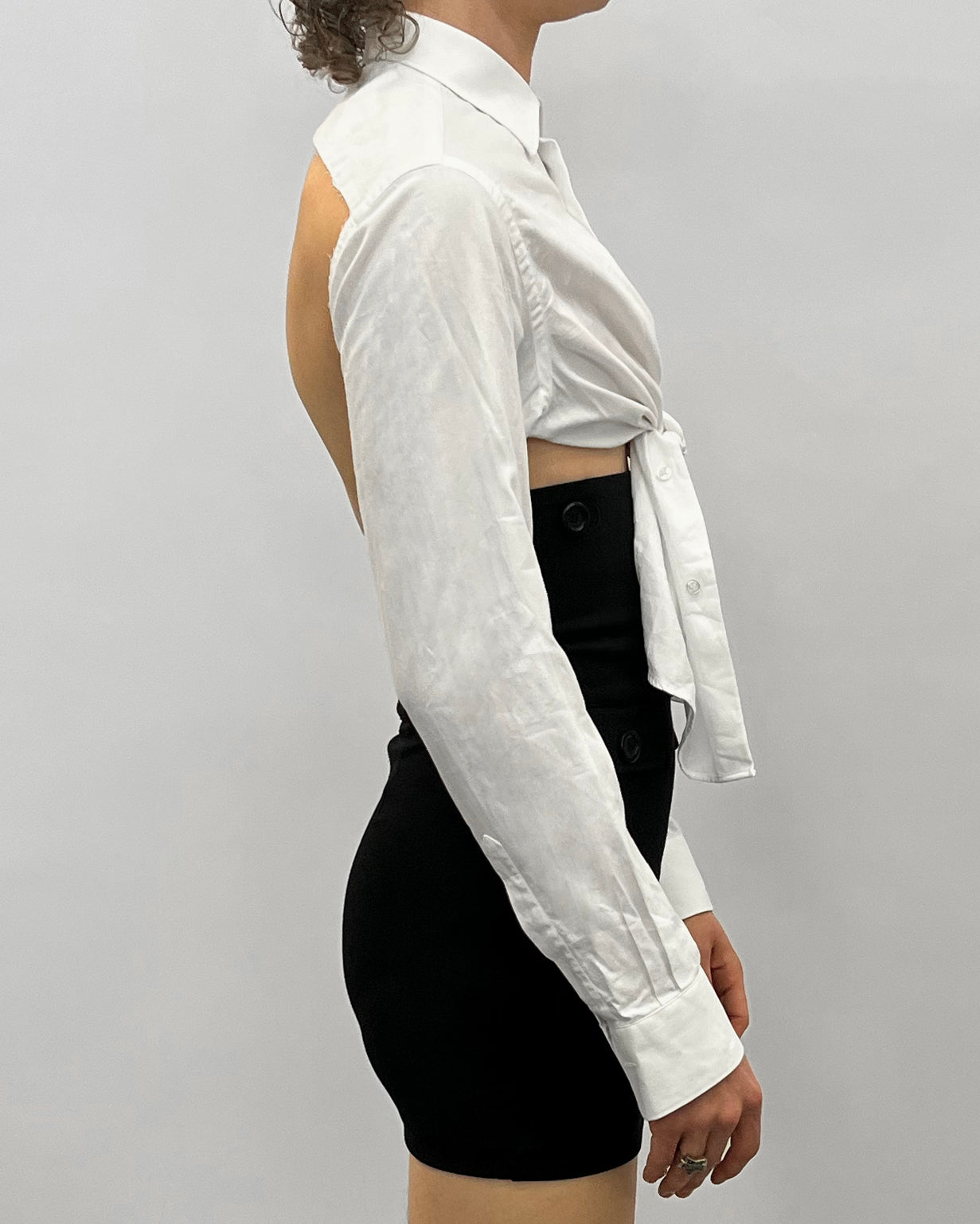the Backless knot shirt.