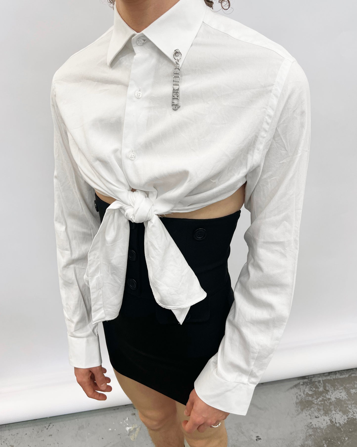 the Backless knot shirt.