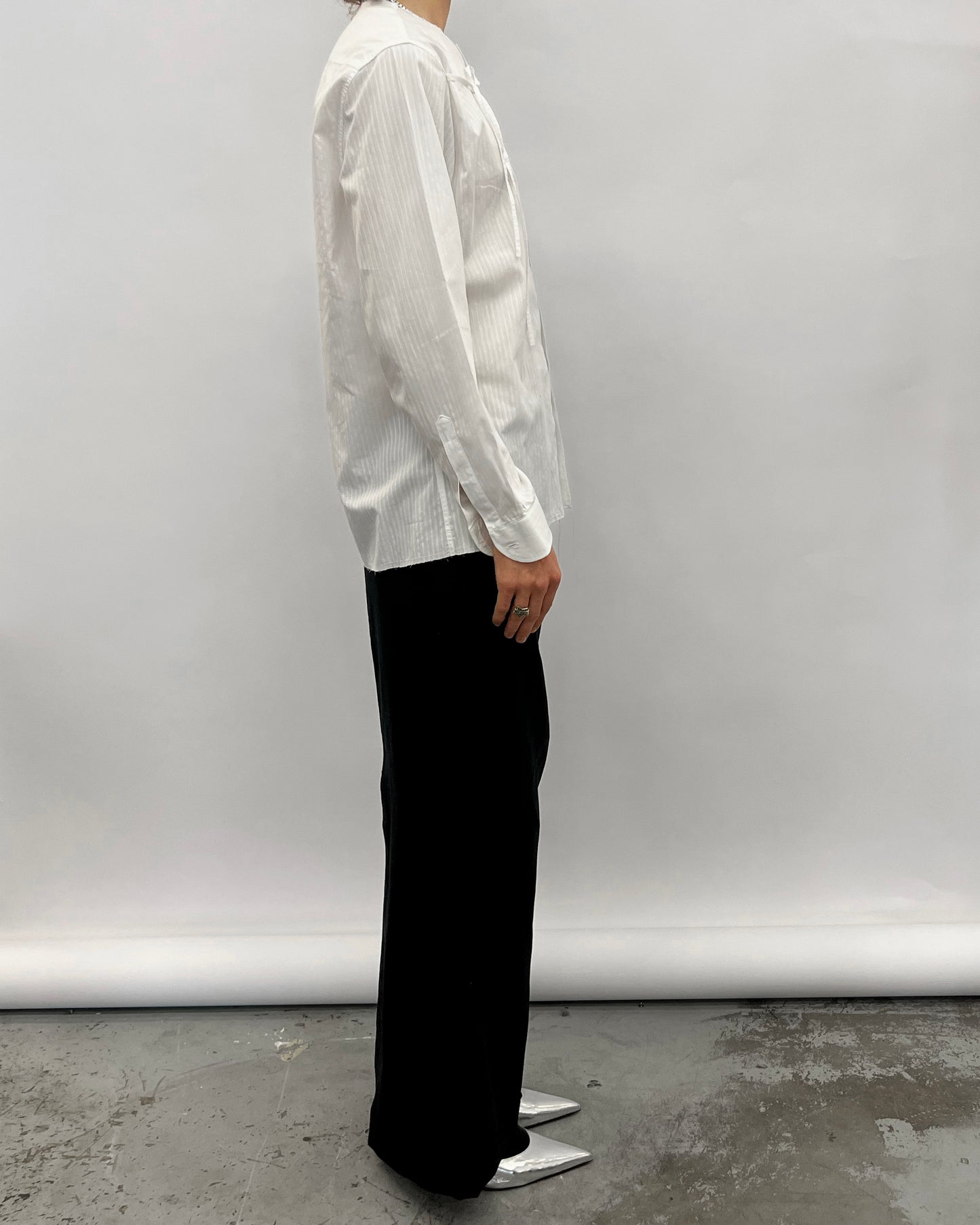 Long sleeve shirt with audelà logo shoulder height